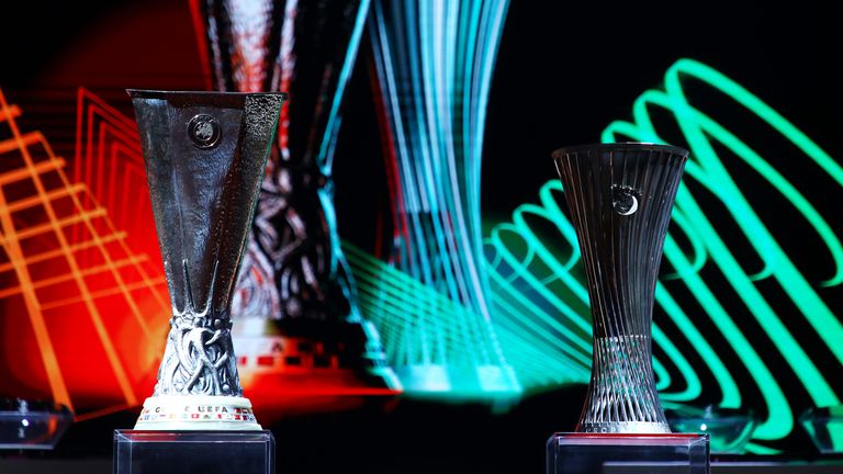 TROPHÉES DE LA LIGUE EUROPA DE L'UEFA ET DE LA LIGUE DE CONFÉRENCE EUROPA