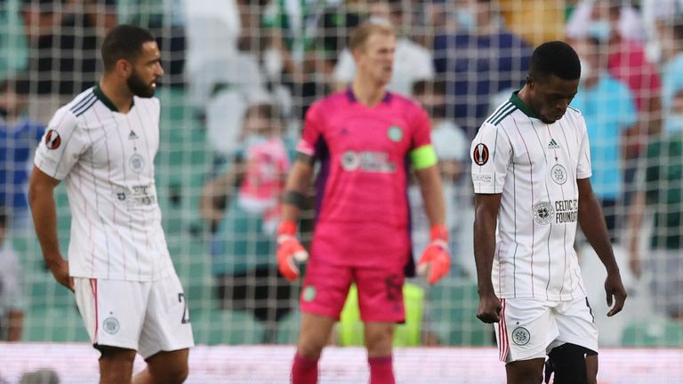 Ismaila Soro looks dejected after Borja Iglesias beats Celtic&#39;s Joe Hart to make it 3-2 to Betis during a UEFA Europa League match between Real Betis and Celtic 