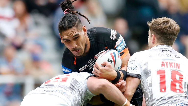 Picture by Ed Sykes/SWpix.com - 04/09/2021 - Rugby League - Dacia Magic Weekend 2021 - Castleford Tigers v Salford Red Devils - St. James's Park, Newcastle, England - Castleford Tigers' Jesse Sene-Lefao in action