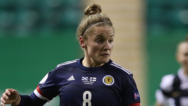 Kim Little retires from international football 