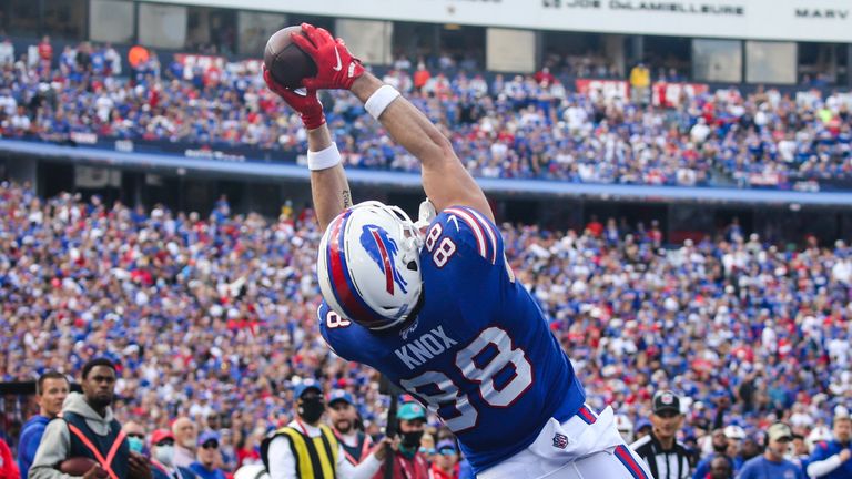 Buffalo Bills tight end Dawson Knox (88) makes a catch for a touchdown during the first half of an NFL football game against the Washington Football Team, Sunday, Sept. 26, 2021, in Orchard Park, N.Y. (AP Photo/Jeffrey T. Barnes)