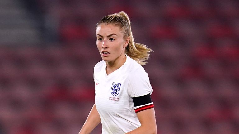 Leah Williamson de Inglaterra durante el calificador de la UEFA en St Mary's, Southampton.  Foto Fecha: viernes 17 de septiembre