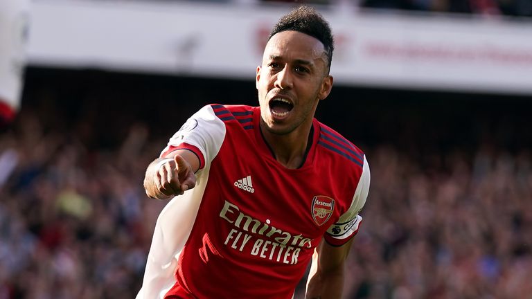 Pierre-Emerick Aubameyang celebrated after putting Arsenal 2-0 ahead