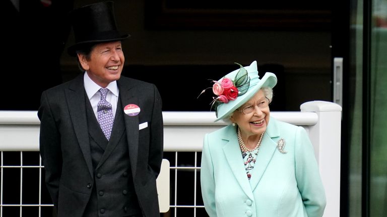 Her Majesty The Queen with racing manager John Warren at Ascot