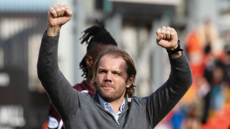 DUNDEE, SCOTLAND - AUGUST 28: Hearts manager Robbie Neilson at full time during a cinch Premiership match between Dundee United and Hearts at Tannadice, on August 28, 2021, in Dundee, Scotland (Photo by Mark Scates / SNS Group)