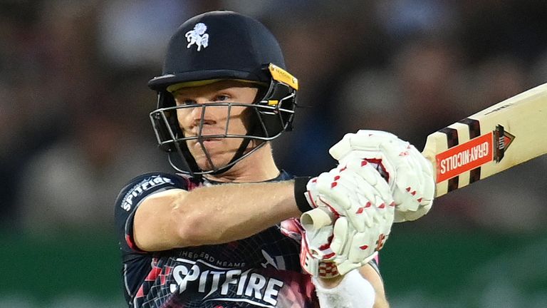 Sam Billings of Kent Spitfires plays a shot during the Vitality T20 Blast Quarter Final match between Kent Spitfires and Birmingham Bears at The Spitfire Ground on August 27, 2021 in Canterbury, England. (Photo by Justin Setterfield/Getty Images)