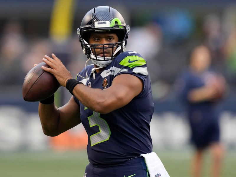 Wilson's 3 TDs lead Seahawks past 49ers 28-21