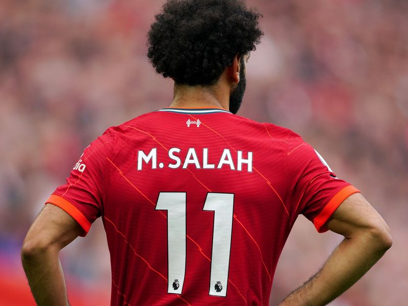 vogn Hysterisk morsom Række ud Liverpool must tie 'best in Europe' Mohamed Salah to new contract or risk  losing him, says Jamie Carragher | Football News | Sky Sports