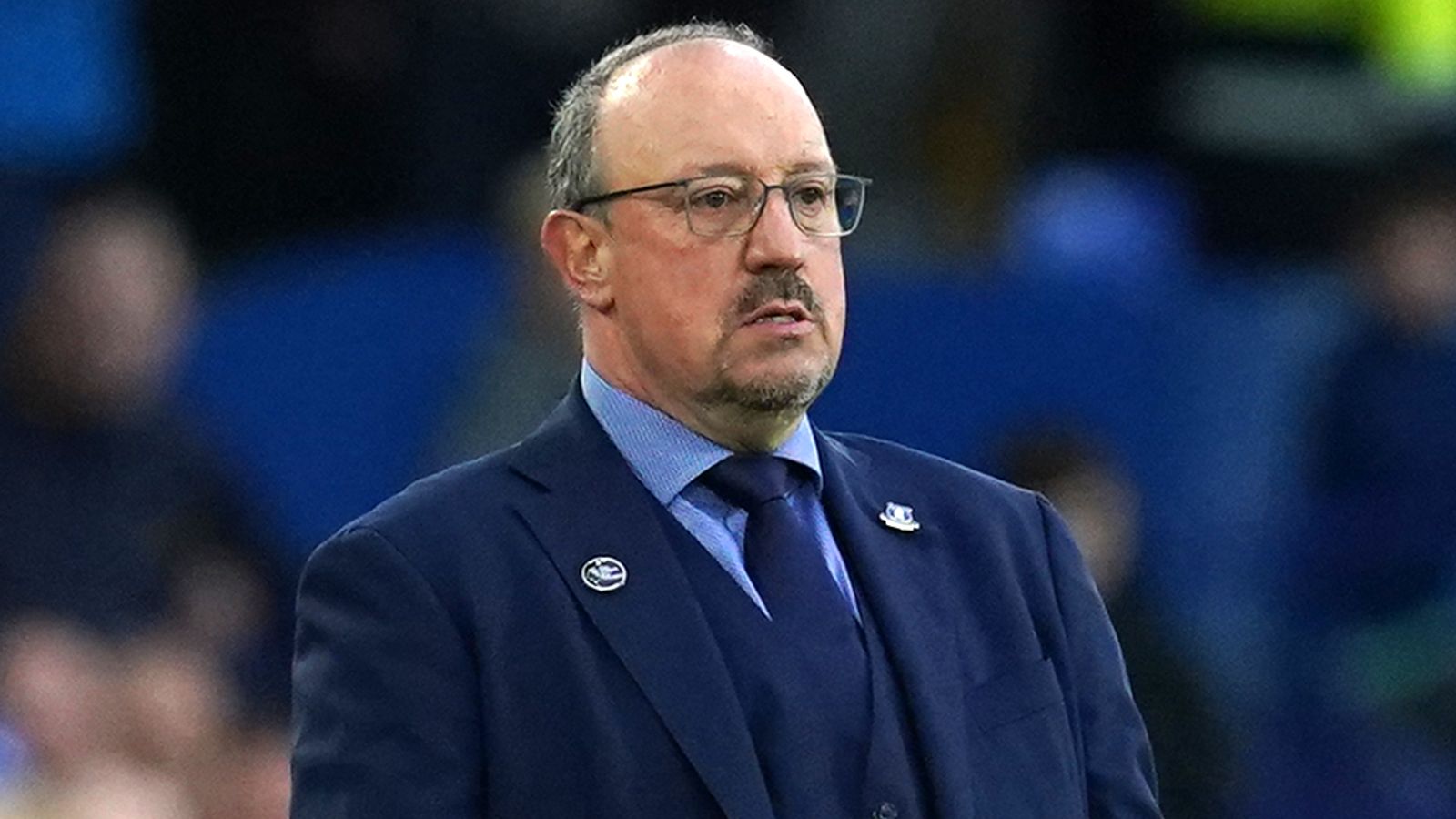Rafael Benitez: Everton boss says he cannot fix club's problems in five months as he bids to turn form around