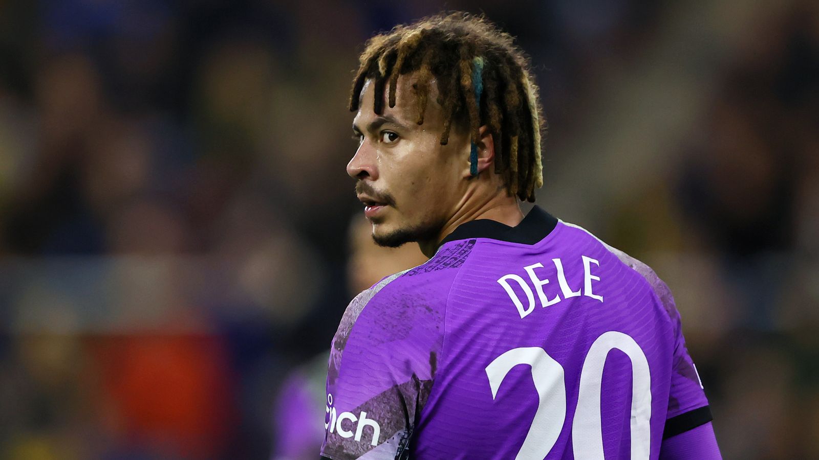 Dele Alli's Blonde Hair: A Look at the Tottenham Star's Iconic Hairstyles - wide 2