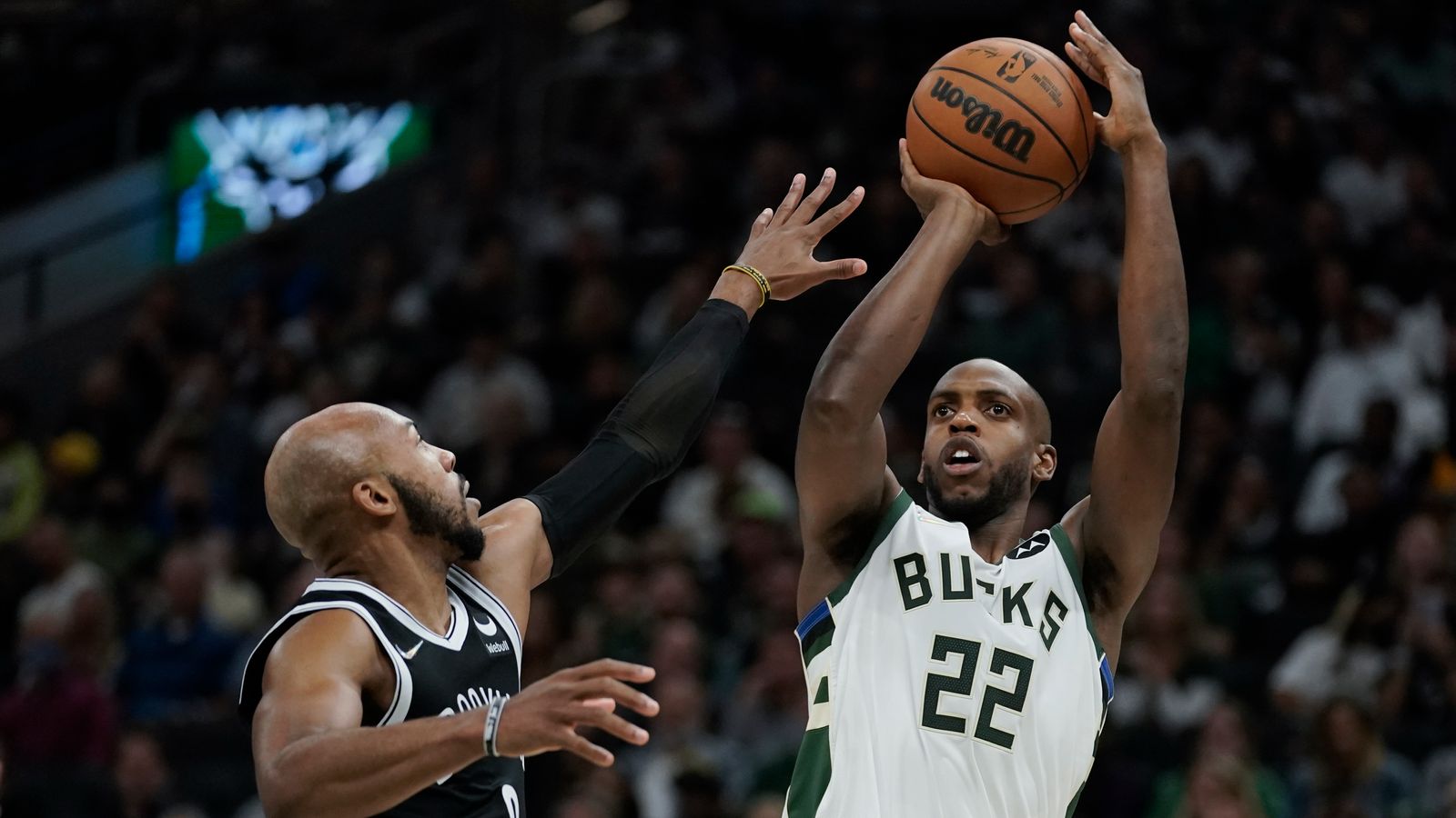 Giannis Antetokounmpo dominates as Milwaukee Bucks cruise past Brooklyn