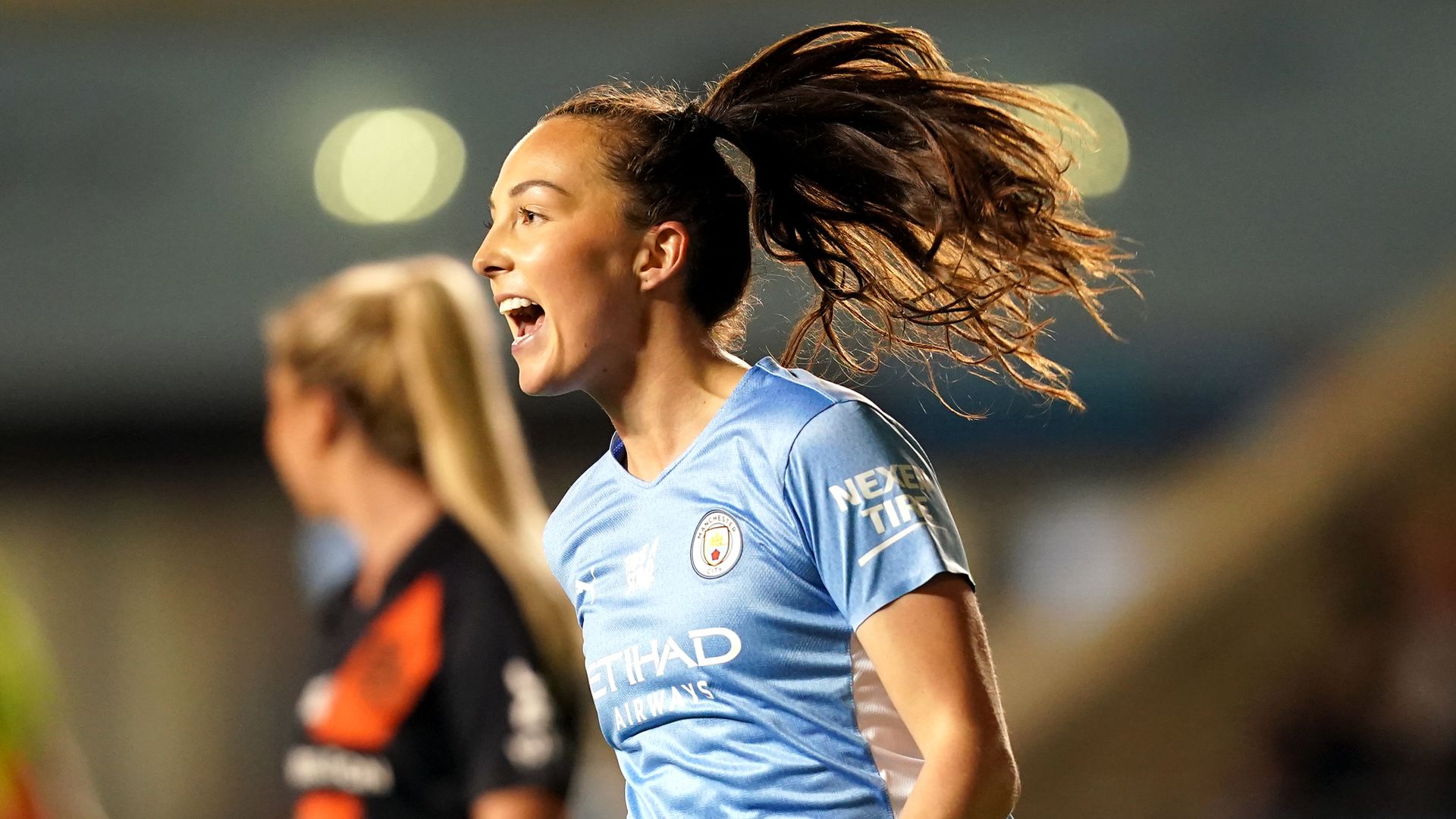 Women's League Cup: Weir sinks Everton; Liverpool beat Villa on pens