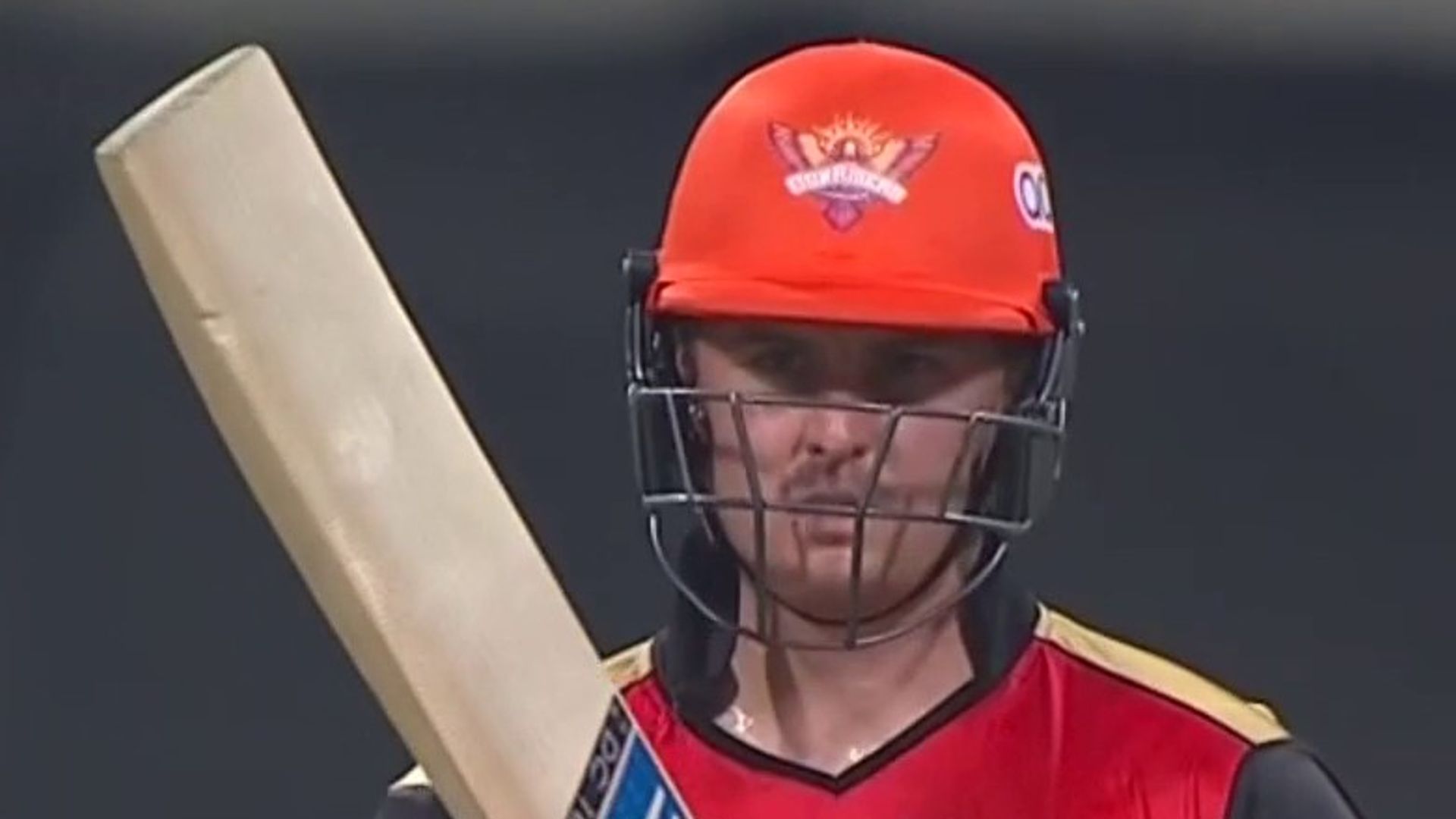 Roy top-scores as Sunrisers stun RCB