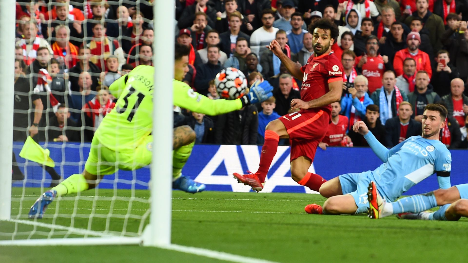 Salah scores wondergoal in epic Liverpool-Man City draw