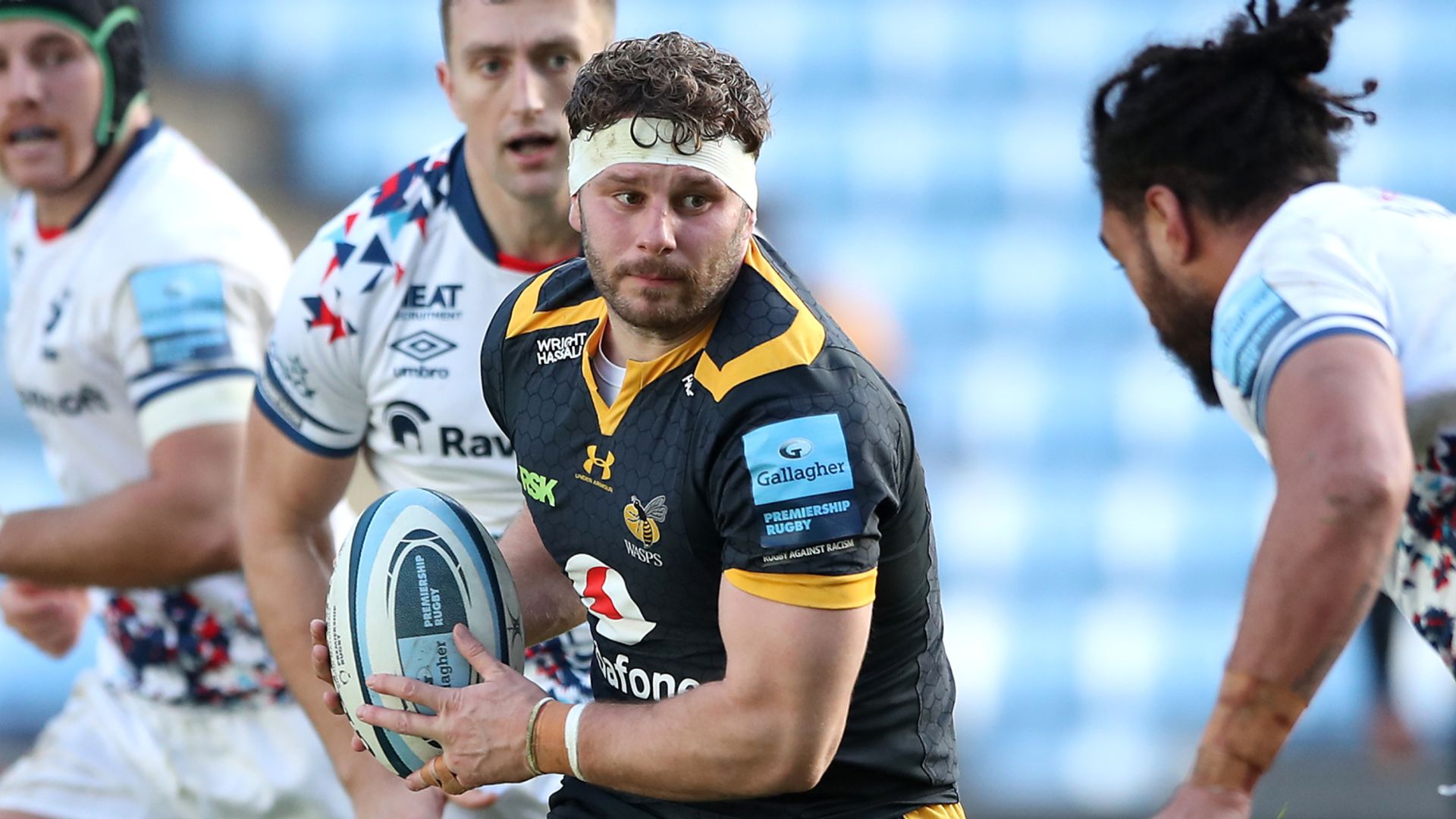 Wales call up Wasps' Young and Exeter's Tshiunza
