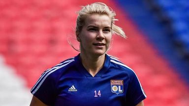Image of Ada Hegerberg says she supports Chelsea manager Emma Hayes in the row over prize money for Euro 2022