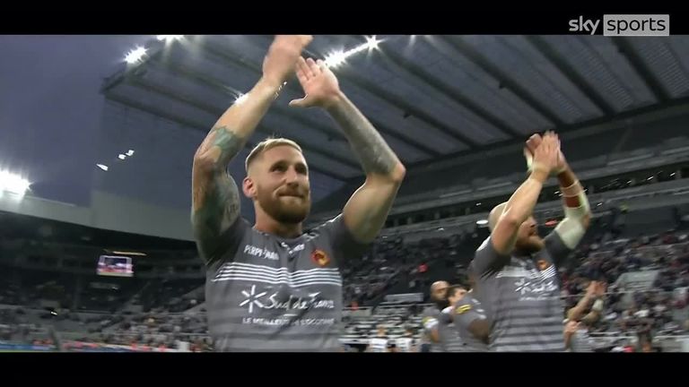 Tomkins a été nommé Steve Prescott Man of Steel en 2021, après une campagne impressionnante en Super League