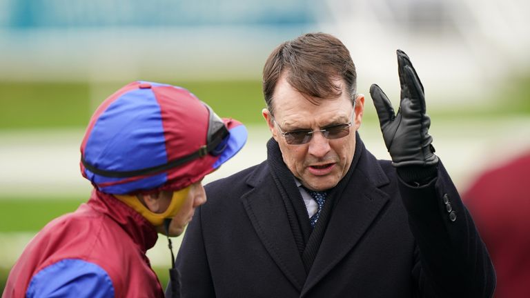 Aidan O&#39;Brien issues instructions to Ryan Moore ahead of Luxembourg&#39;s run in the Vertem Futurity