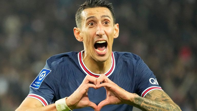 Angel Di Maria scored late on to see PSG past Lille 