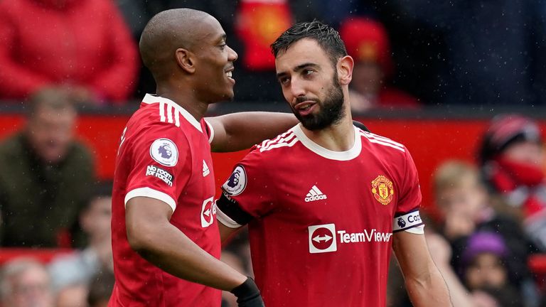 Anthony Martial celebrates scoring the first goal with Bruno Fernandes (Andrew Yates/CSM via ZUMA Wire)