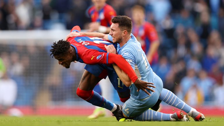 Aymeric Laporte pulls out Wilfried Zaha resulting in a red card for the Manchester City defender