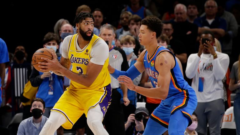 Despite 30 points from Anthony Davis, the Los Angeles Lakers still fell to defeat at the hands of the Oklahoma City Thunder.