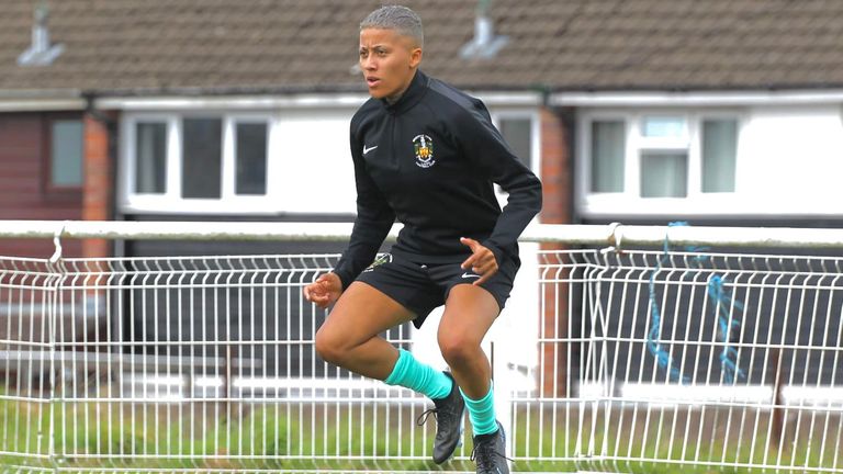 Cara Fields, Brighouse Town Women vs Stoke City (Ray Spencer Photography)