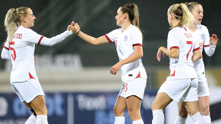 Ella Toone celebrates with England team-mates