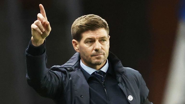 GLASGOW, SCOTLAND - OCTOBER 27: Rangers manager Steven Gerrard during a Cinch Premiership match between Rangers and Aberdeen at Ibrox stadium, on October 26, 2021, in Glasgow, Scotland. (Photo by Alan Harvey / SNS Group)