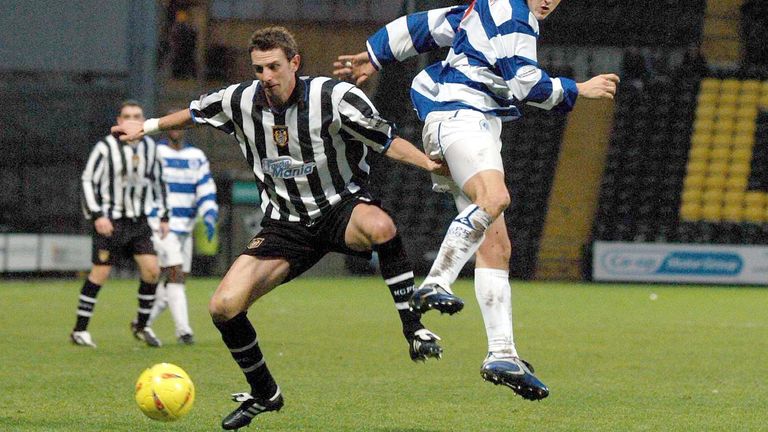Ian Baraclough in action for Notts County in 2003