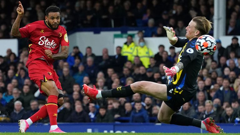 Joshua King beats Jordan Pickford to make it 3-2