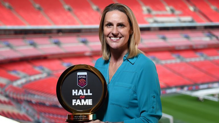 Kelly Smith has been inducted into the Women&#39;s Super League Hall of Fame