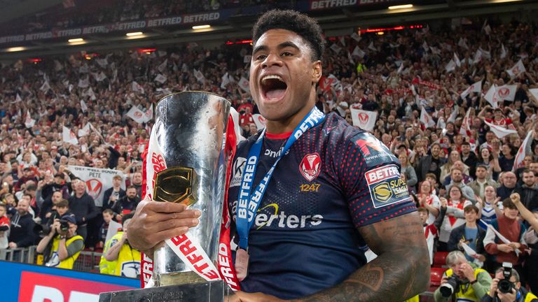 Picture by Allan McKenzie/SWpix.com - 09/10/2021 - Rugby League - Betfred Super League Grand Final - Catalans Dragons v St Helens - Old Trafford, Manchester, England - St Helens's Kevin Naiqama celebrates with the Betfred Super League trophy after victory over Catalans.