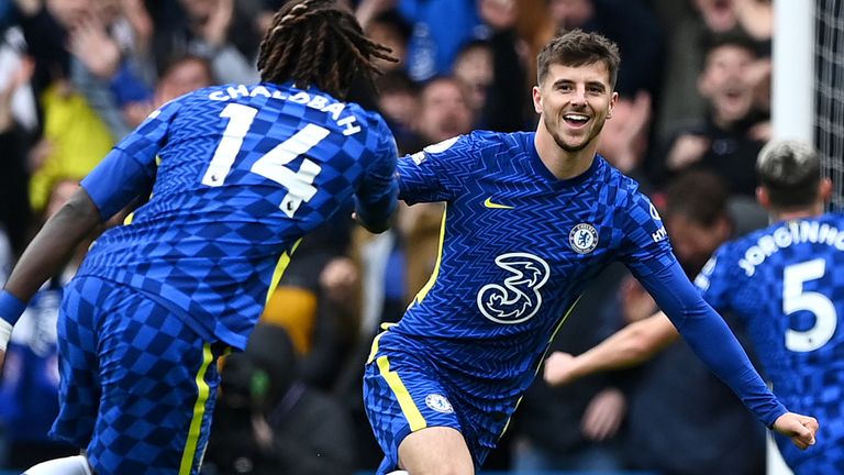 Mason Mount celebrates his goal