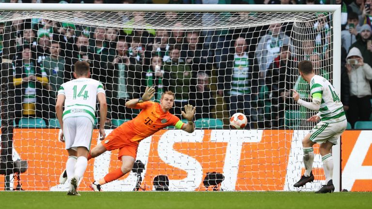 GLASGOW, SCOTLAND - OCTOBER 19: Celtic's Callum McGregor has his penalty saved by Denes Dibusz during a Europa League Group Stage match between Celtic and Ferencvaros at Celtic Park on October 19, 2021, in Glasgow, Scotland.  (Photo by Alan Harvey / SNS Group)