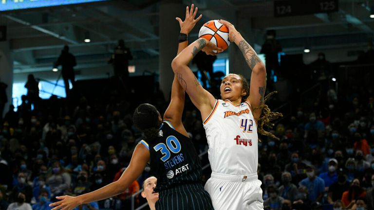 Phoenix Mercury&#39;s Brittney Griner (42) shoots against Chicago Sky&#39;s Azura Stevens (30) during the first half of Game 4 of the WNBA Finals, Sunday, Oct. 17, 2021, in Chicago. (AP Photo/Paul Beaty)