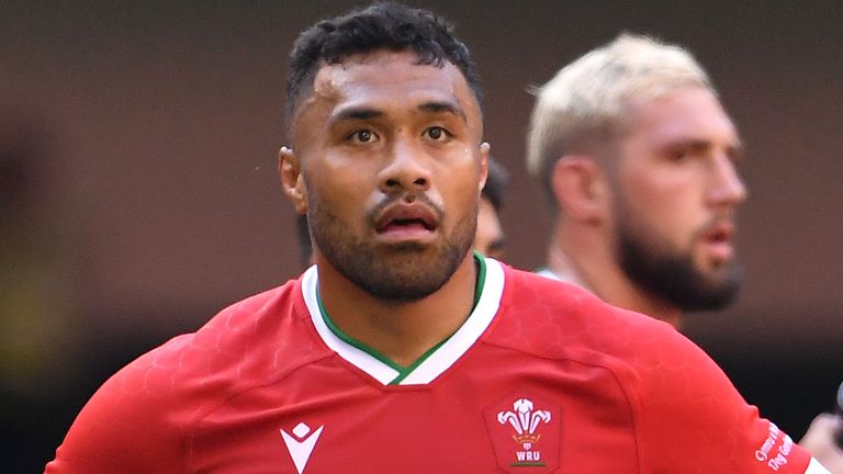 Wales centre Willis Halaholo