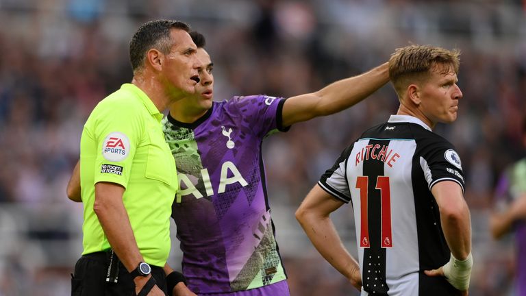 Getty - Sergio Reguillon speaks to referee Andre Marriner