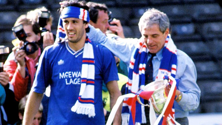 11/05/91.RANGERS V ABERDEEN (2-0).IBROX - GLASGOW.Rangers' Mark Hateley (left) and manager Walter Smith celebrate winning the Scottish Premier League with the trophy