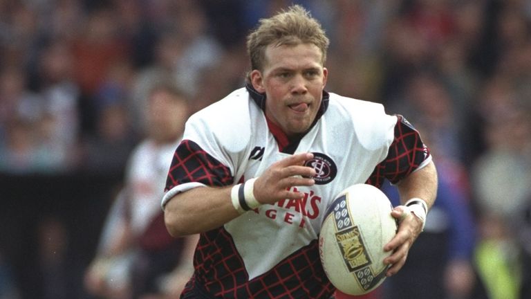 Bobbie Goulding of St Helens in action during the Stones Super League match against Warrington in 1997