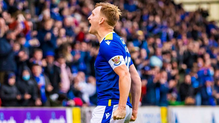 PERTH, SCOTLAND - OCTOBER 02: Liam Craig celebrates in front of the fans during his 422nd appearance for St Johnstone during the cinch Premiership match between St Johnstone and Dundee at McDiarmid Park on October 02, 2021, in Perth, Scotland. (Photo by Roddy Scott / SNS Group)