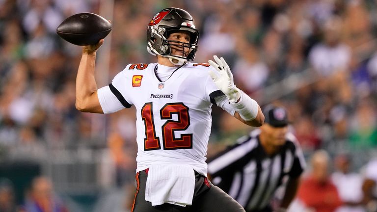 Tampa Bay Buccaneers 28-22 Philadelphia Eagles: Tom Brady and the Bucs hold  off late Philly comeback to claim road win, NFL News