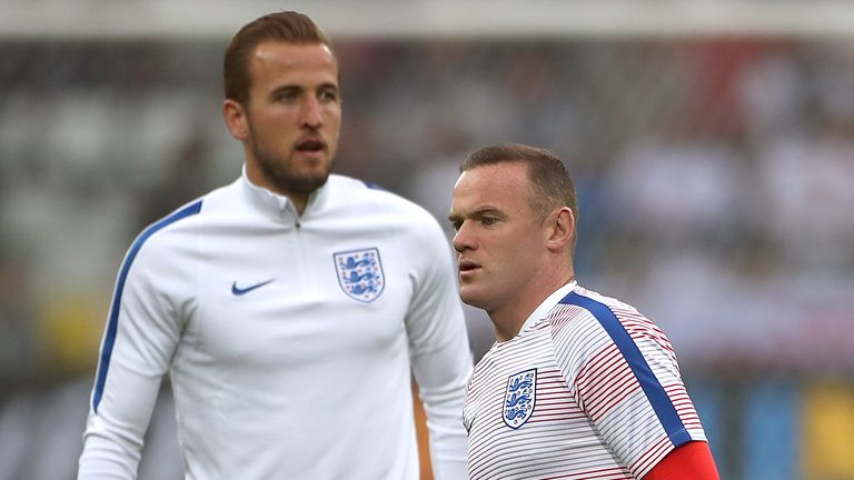 Rooney says the outcry over Kane's recent performances has been overblown