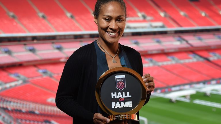 WSL: Kelly Smith becomes third player to be inducted into Hall of Fame |  Football News
