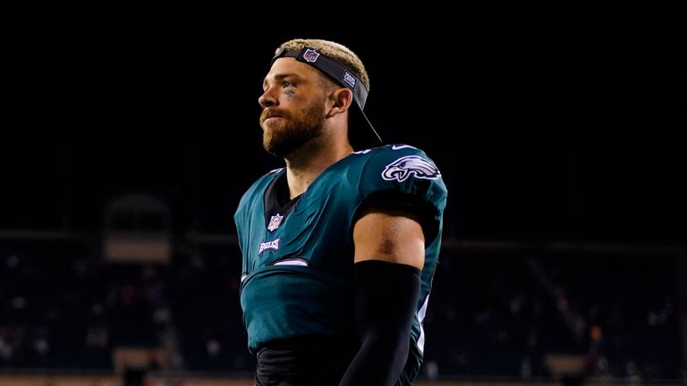 Zach Ertz signed off his Philadelphia Eagles career with a touchdown in Thursday's 28-22 loss to Tampa Bay