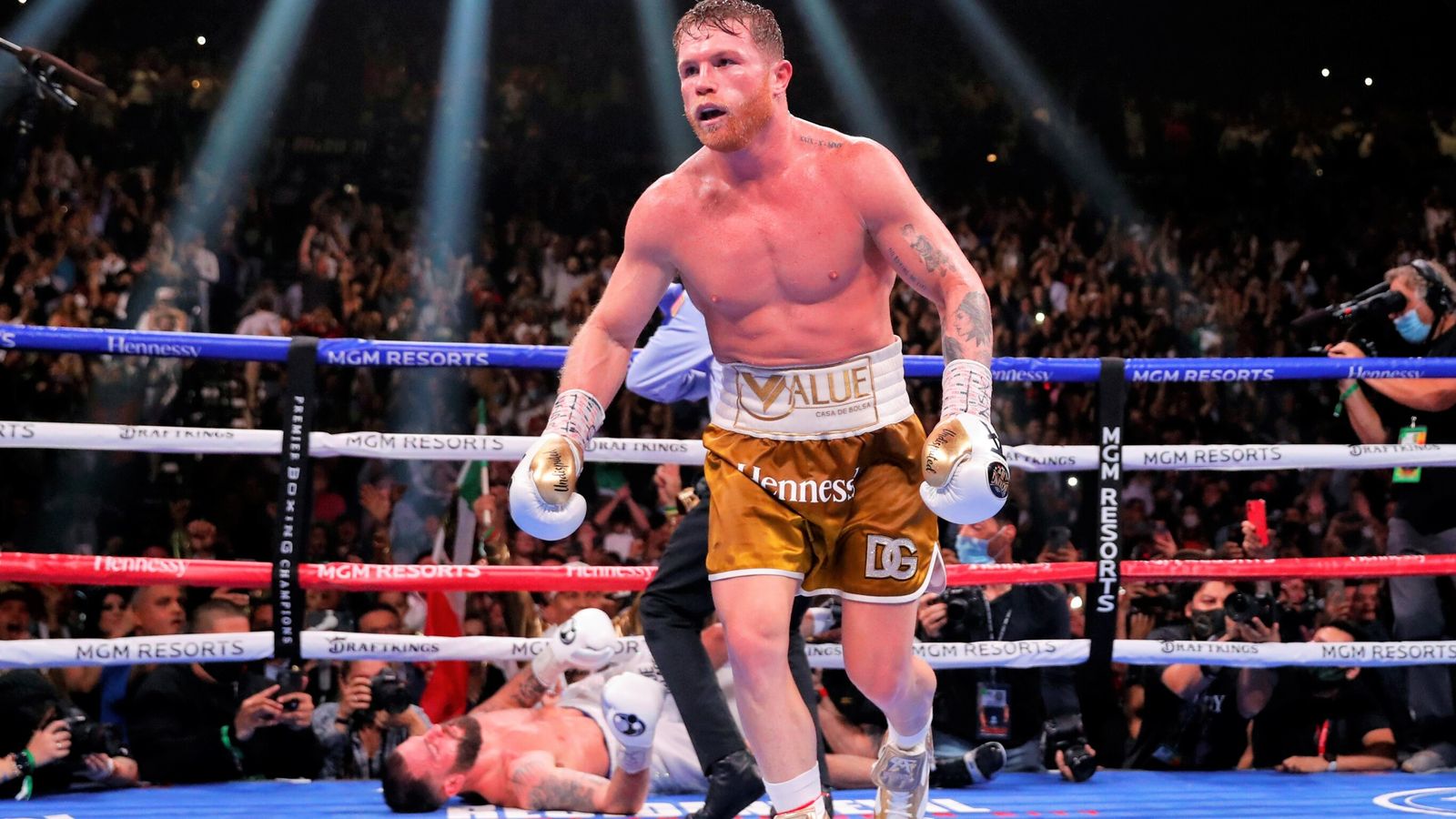 Saul 'Canelo' Alvarez says Caleb Plant earned 'respect' after Mexican ...