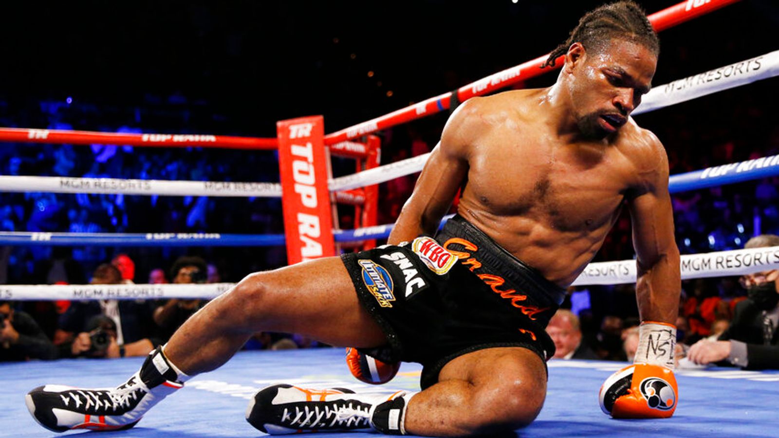 Shawn Porter announces retirement after Terence Crawford loss father