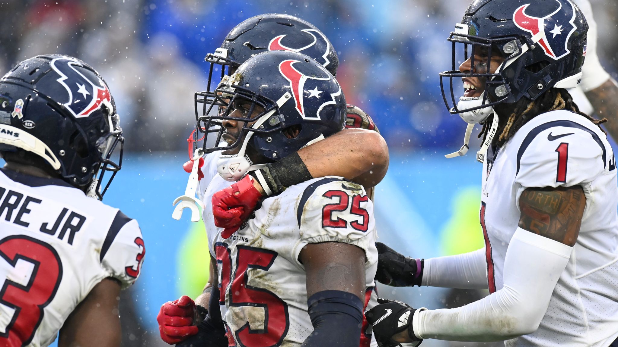 Houston Texans defensive back Desmond King II (25) lines up for