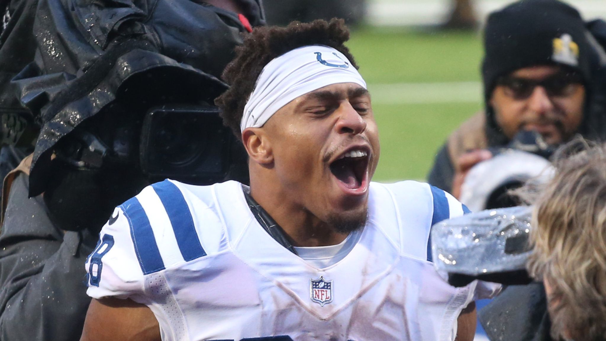 Photos: Jonathan Taylor scores Colts franchise-record 5 touchdowns