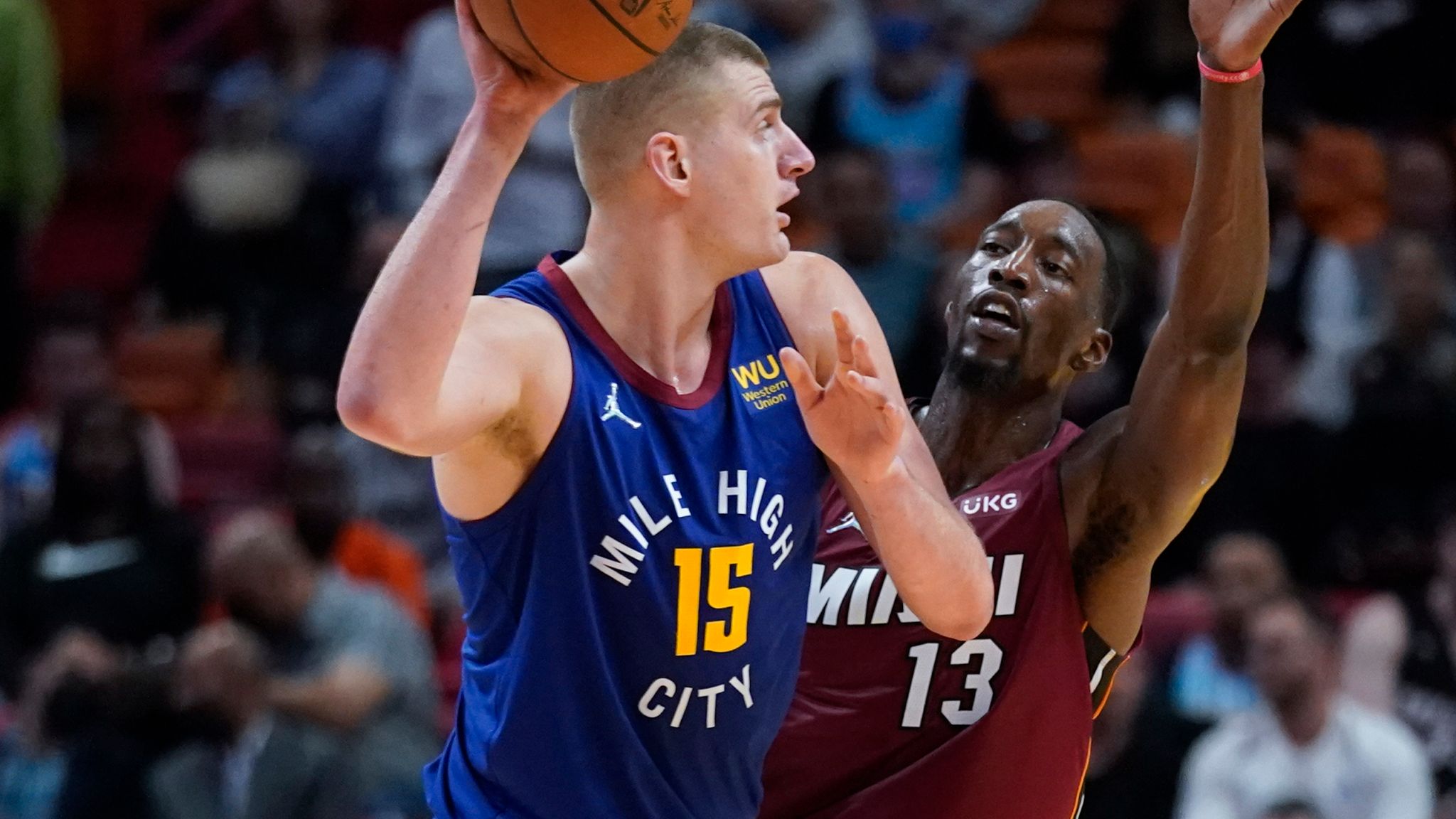 Nikola Jokic returns from knee scare as Nuggets steamroll Luka Doncic,  Mavericks – The Denver Post